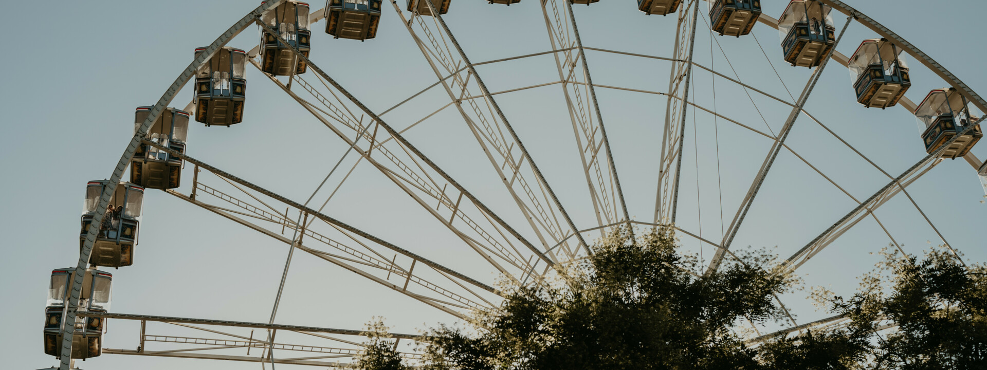 Kermis op het zomerfestival van Koblenz © 